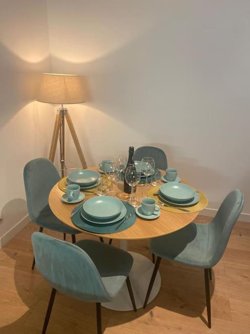 Loft - Centre Historique Apartment วีลล์ฟรองซ์-ซูร์-แมร์ ภายนอก รูปภาพ