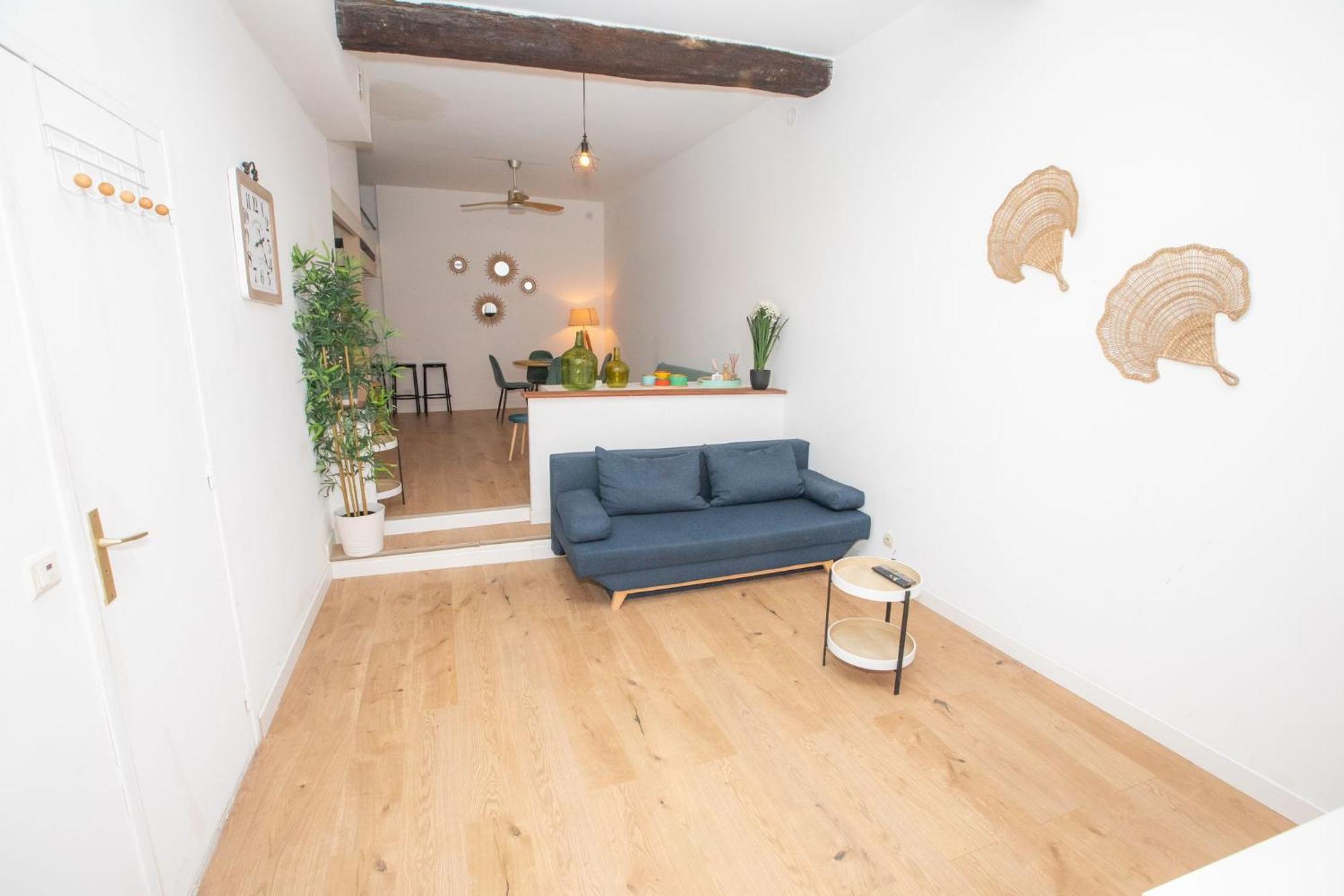 Loft - Centre Historique Apartment วีลล์ฟรองซ์-ซูร์-แมร์ ภายนอก รูปภาพ