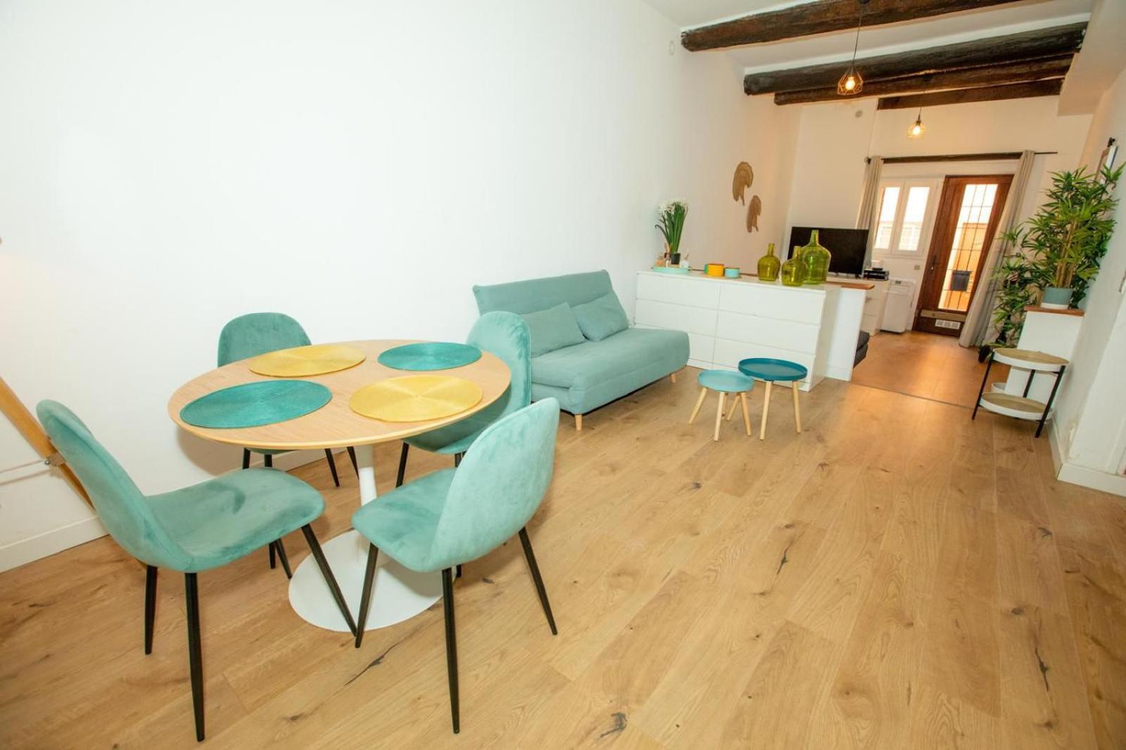 Loft - Centre Historique Apartment วีลล์ฟรองซ์-ซูร์-แมร์ ภายนอก รูปภาพ