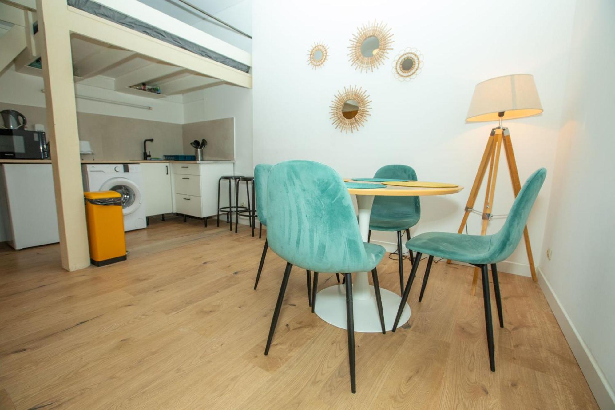 Loft - Centre Historique Apartment วีลล์ฟรองซ์-ซูร์-แมร์ ภายนอก รูปภาพ
