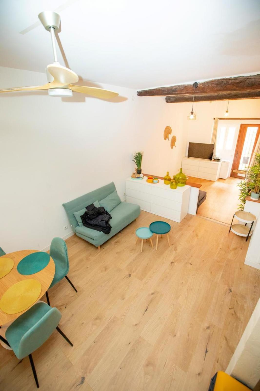 Loft - Centre Historique Apartment วีลล์ฟรองซ์-ซูร์-แมร์ ภายนอก รูปภาพ